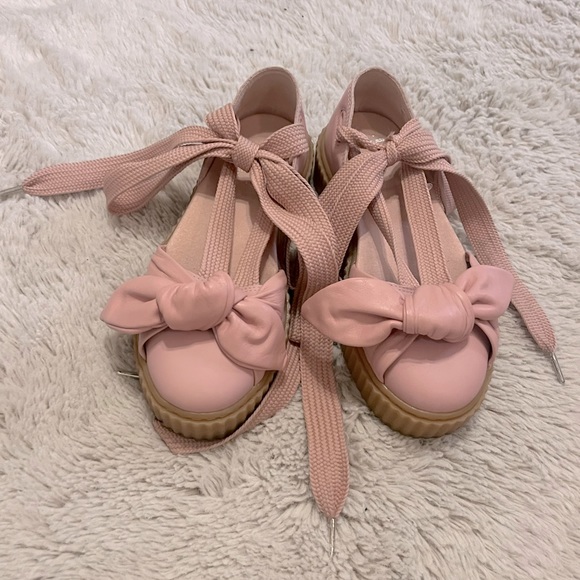 PUMA X Fenty by Rihanna Leather
Bow Lace-Up Sneakers/Shoe
Platform 🌵6.5 - Picture 2 of 13